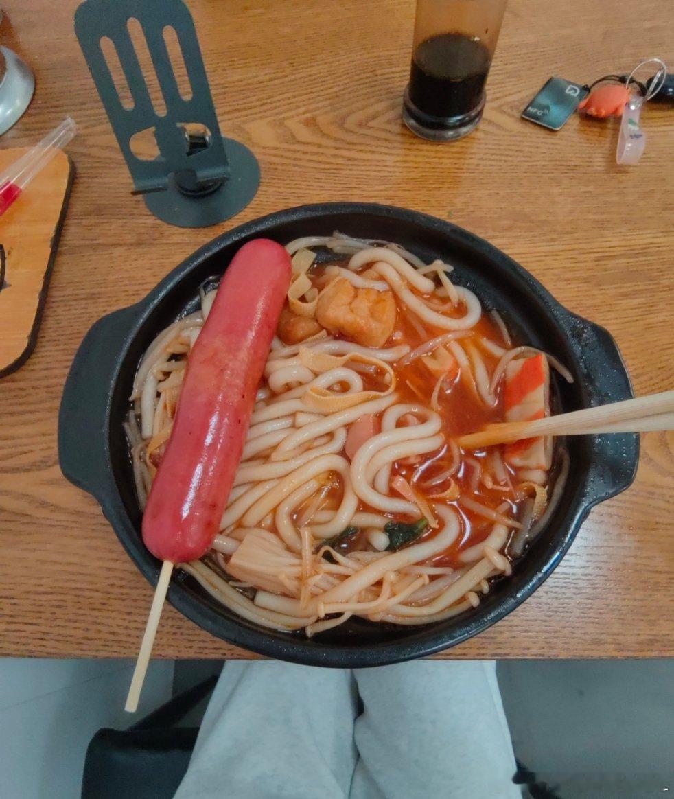 小辣李嘉琦[超话]辣谢话 感恩日记：1️⃣番茄土豆粉＋烤肠[偷笑][偷笑][偷笑