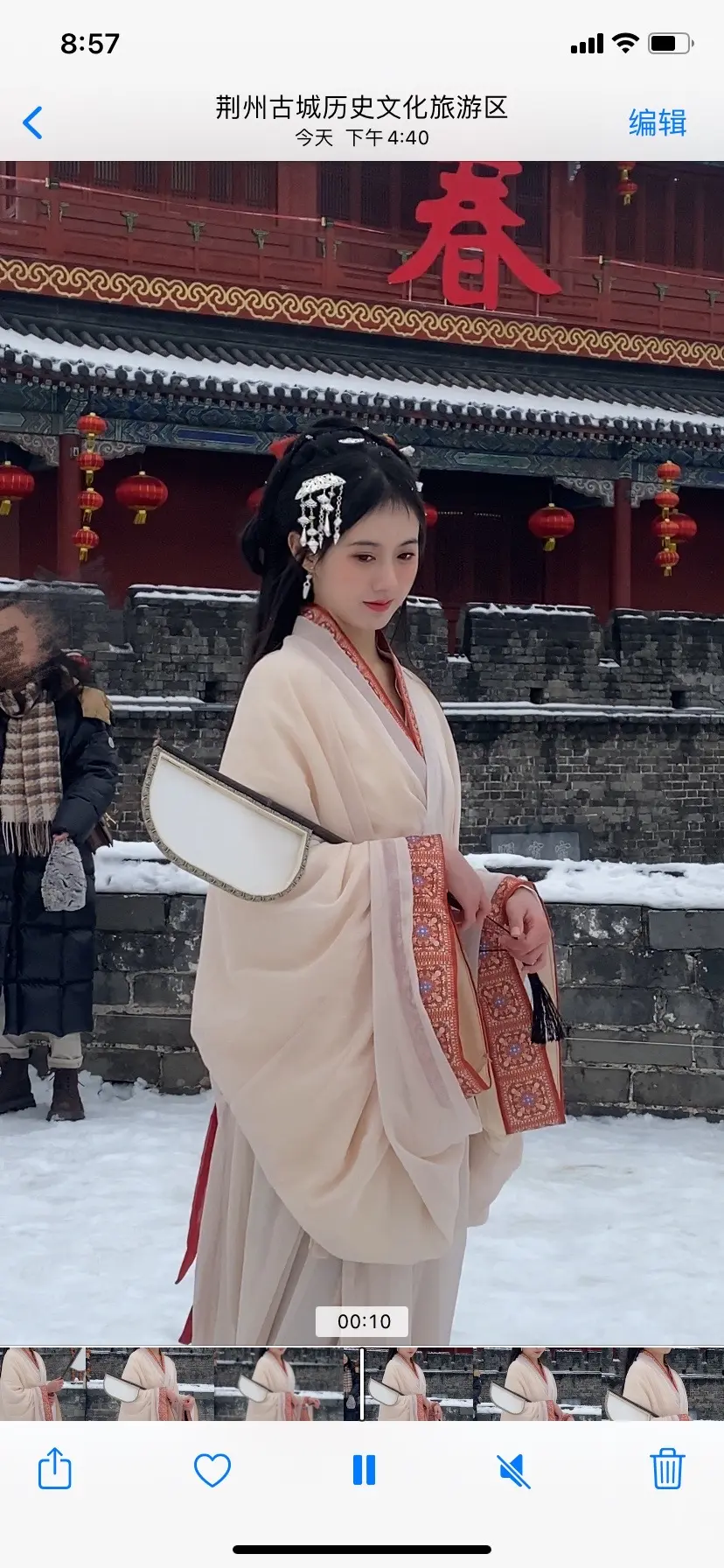 落雪的荆州与战国袍更般配。拍的花絮发一个～
