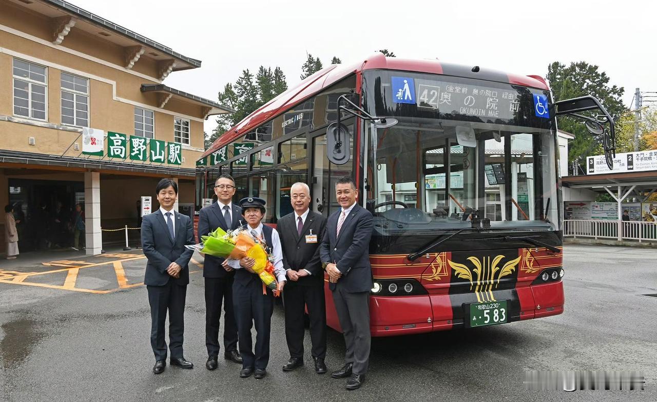 500辆比亚迪巴士交付日本
今天下午，比亚迪正式交付给日本第500辆新能源巴士，