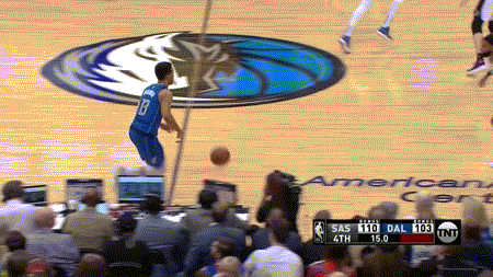 6年前，布伦森一个很妙的节奏过人。NBA