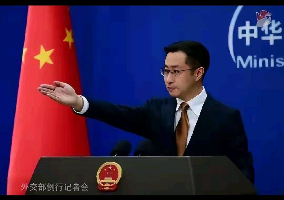 美国加大对俄罗斯能源制裁力度，谁敢买俄罗斯石油天然气，你加征100%的关税，这名