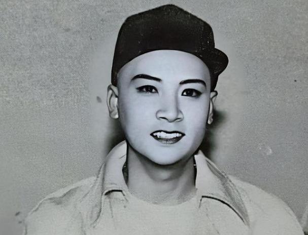 同样是演唐僧，三位扮演者命运各不相同。迟重瑞是唯一取到真经的唐僧，气质温润儒雅，