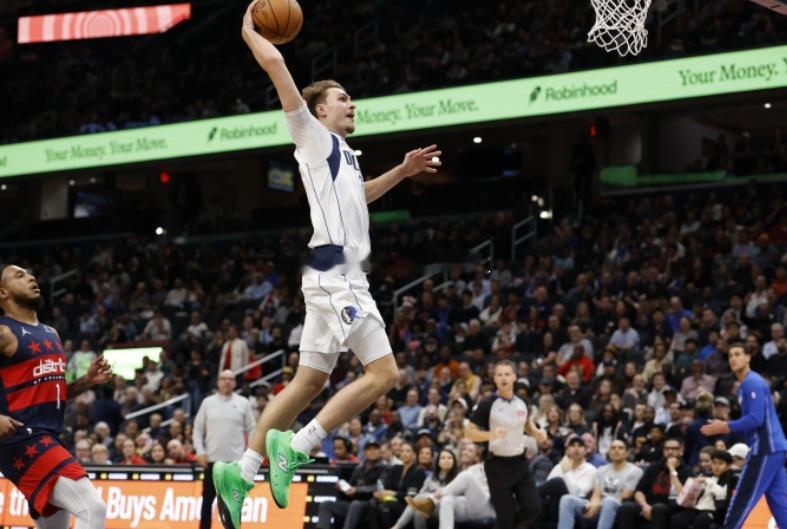 近日，ESPN记者Tim MacMahon在澳门接受《DLLS Mavs》节目采