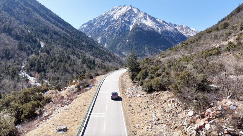 春运报告背后，是鸿蒙智行对“长尾场景”的持续深耕
新春返乡大考见真章，鸿蒙智行春