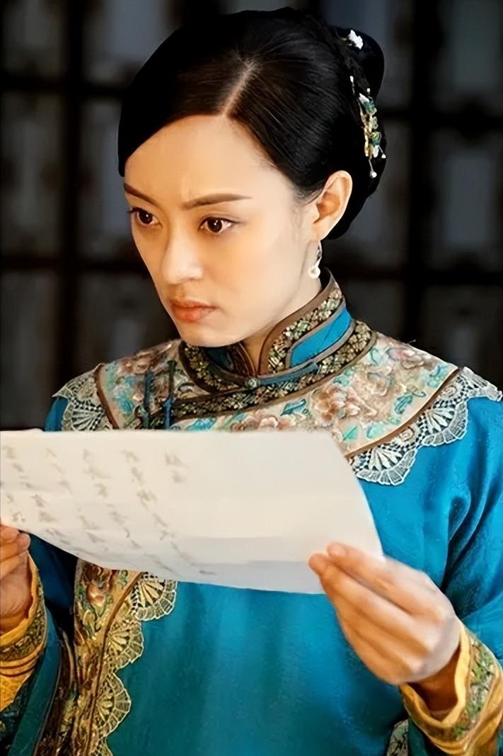 演员，孙俪说，我最胖的时候，一百斤，那是在新兵连的时候，伙食太好了，特别喜欢吃蛋