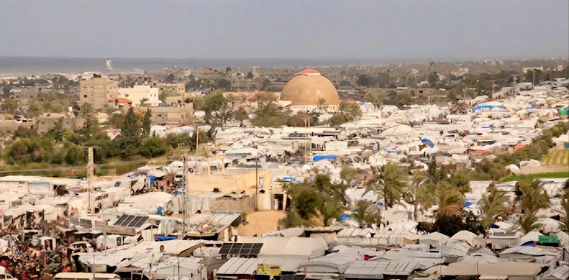 以色列敢公开叫板美国，白宫突然抛出个加沙“和平委员会”计划，本想显得自己能搞定中