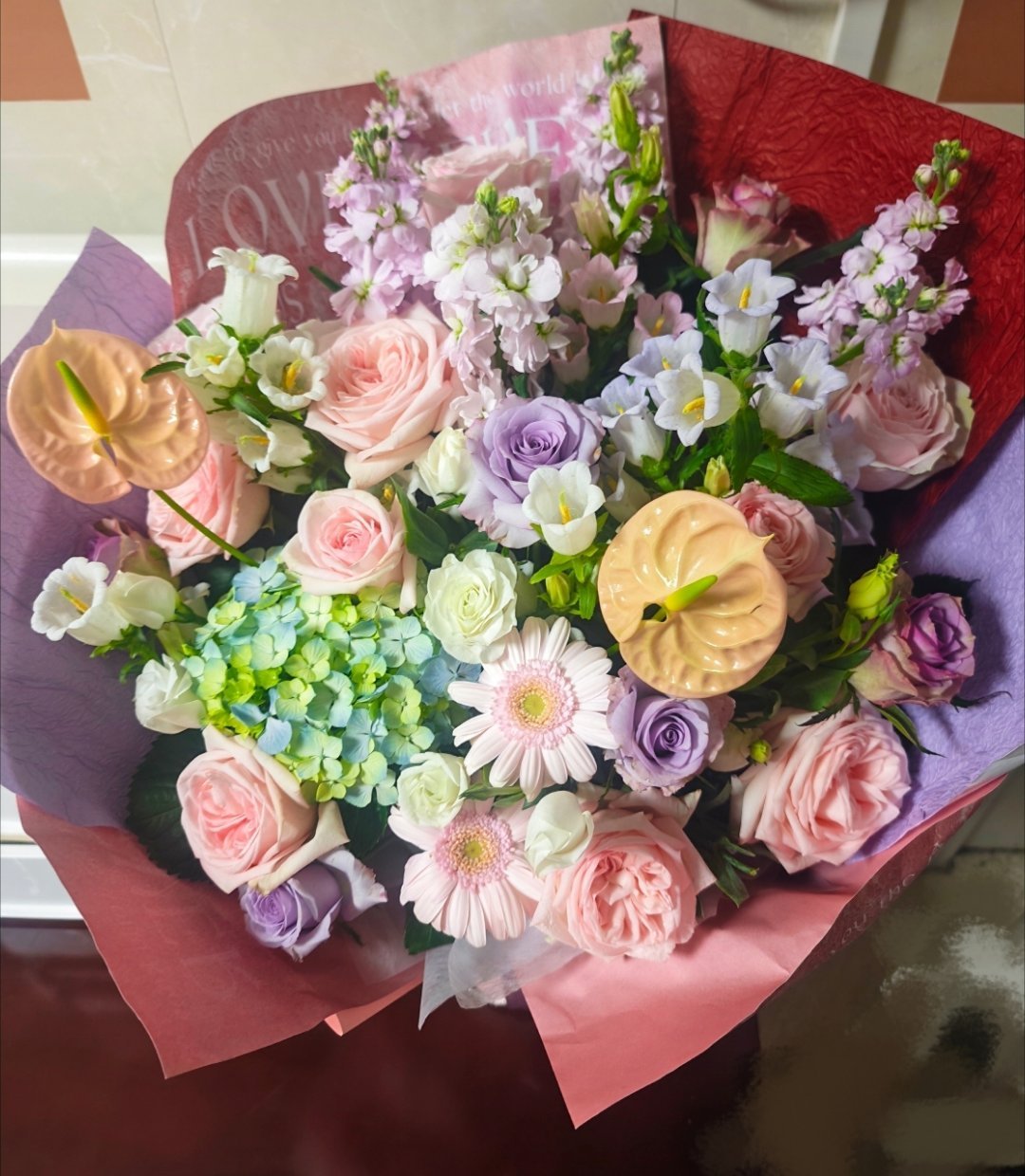 去医院看朋友和小婴儿.jpg朋友要吃好的 小婴儿也不知道买啥 买个尚可的意思意思