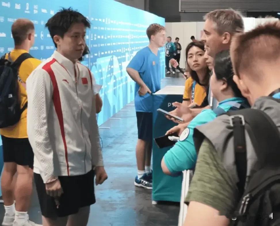 王楚钦：换球拍不是输球理由，我觉得还是自己出太多问题了

7月31日消息，在巴黎