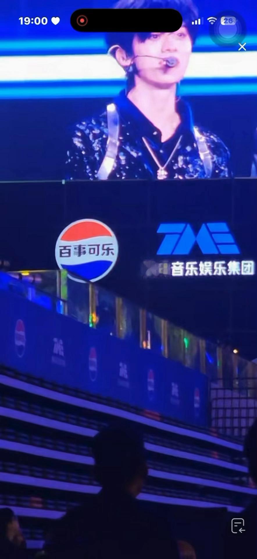 卡翔了但依旧美美嘟 ​​​
