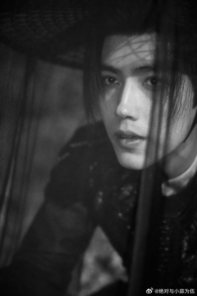 陈飞宇问迪丽热巴你看清过我吗 《白日提灯》直播太好嗑！陈飞宇问热巴“你看清过我吗