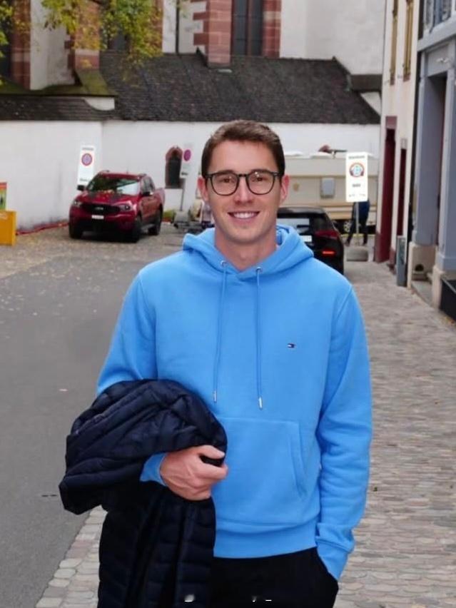 科达（眼镜版）的地位受到了挑战助力瑞士队闯进联合杯八强的J·保罗。单打三百大，双