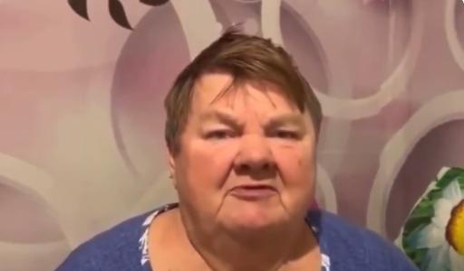 图文：儿子和孙子都在乌克兰战场毙命    俄妇女请求普京派去派另一位在监狱的儿子