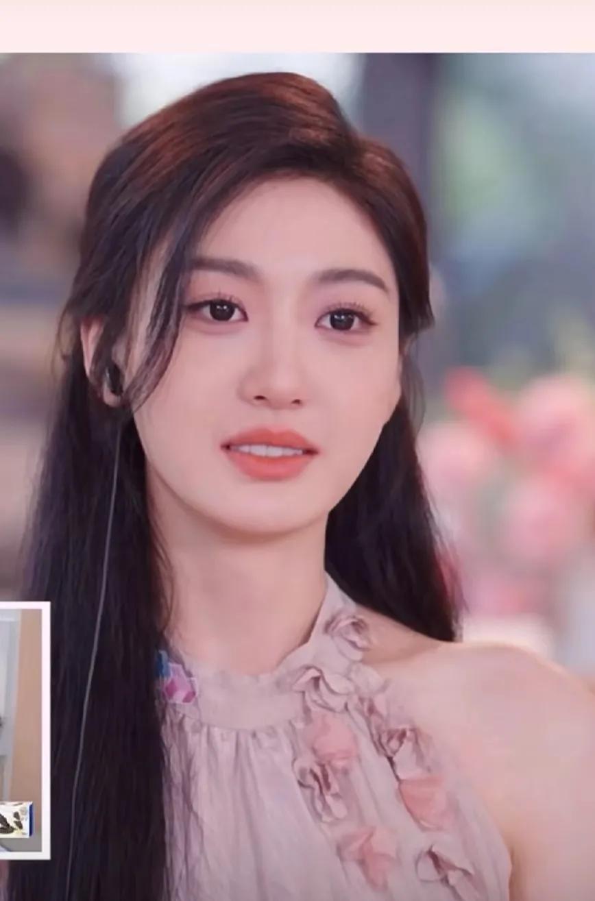 心动的信号7，孙乐言真的好美啊。
特别是最近她和奥斯卡以及女六王琪一起参加陪看的