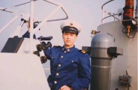 1997年，19岁战士为救人而牺牲，父母几度昏厥，可谁料 20年后，战士母亲病逝