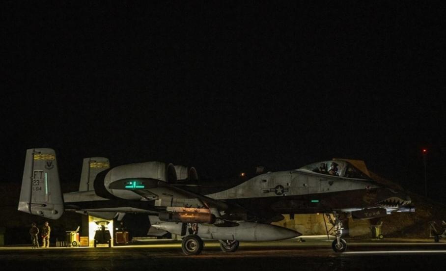 美军强势出动军事力量“鹰眼打击”轰炸70多地！

美军又出手了！当地时间19日，