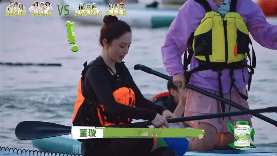 董璇回应自己参与不了世界杯户外成长计划她说当时满脑子想着“这球我能进”，完全忘了