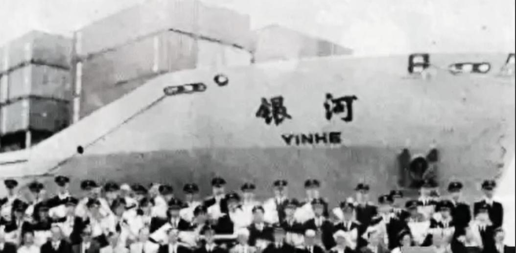 很多人问我，中国今天为什么对“自研技术”有着一种近乎偏执的狂热？

其实，这份执