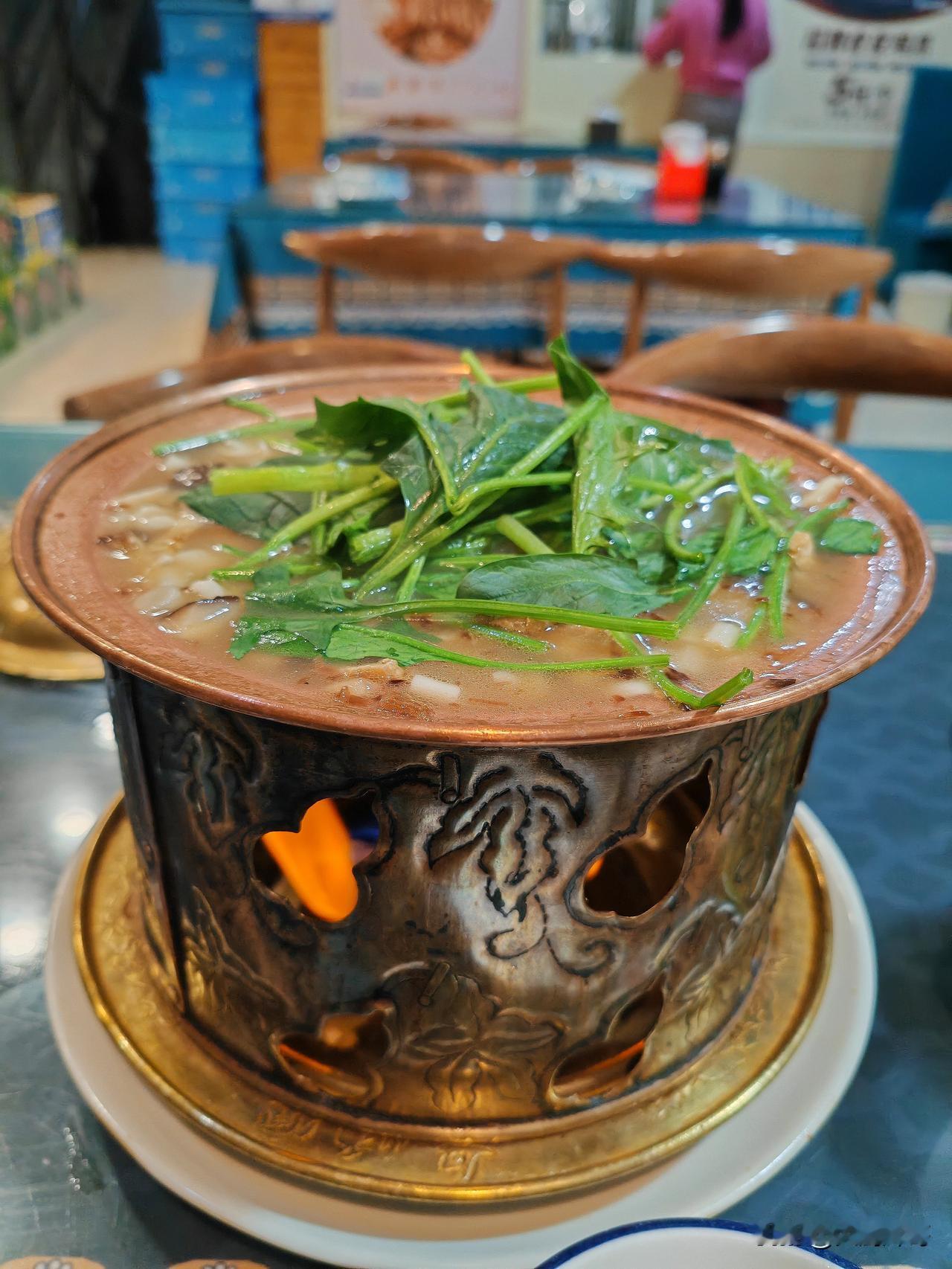 山西面食众多，给我印象最深的也是比较好吃的面食，也是运城比较有特色的美食，那就是