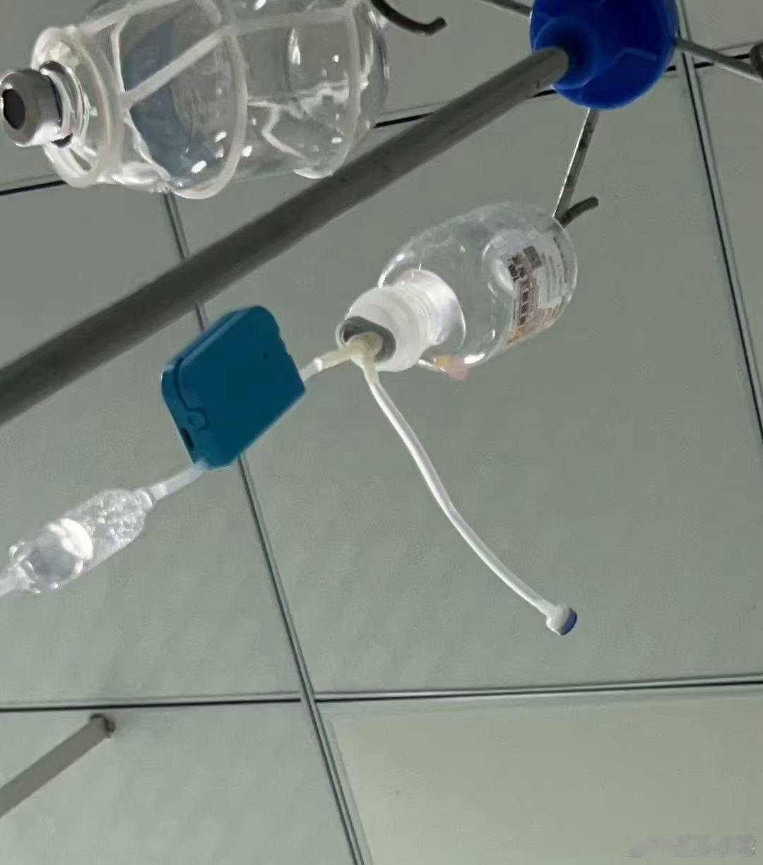 现在抵抗力实在是太低了，下午出门拍摄回来直接发烧，希望明天能好起来