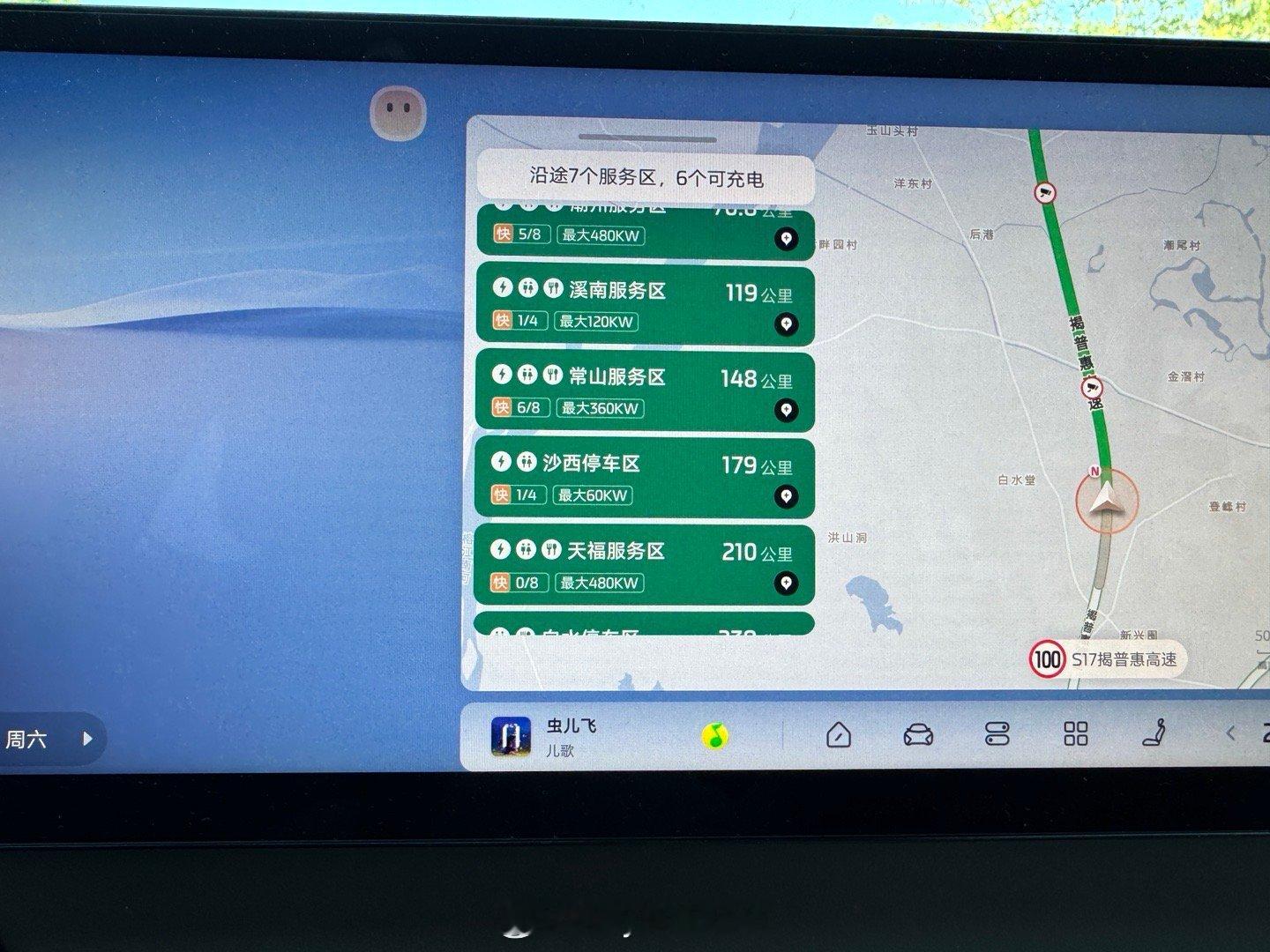 回到福建，换电的优势又突显出来了，广东靠近福建的服务区充电桩数量就开始减少了，福