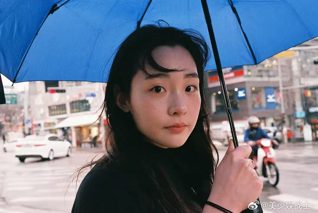 电影我们一起摇太阳将被韩国翻拍影片开启海外翻拍新篇章，见证文化输出稳步成长。韩延