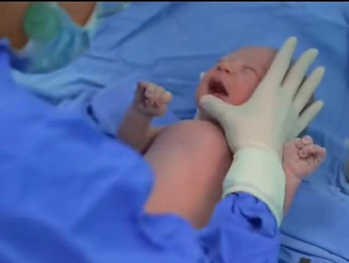 最近，一则“女子想为亡夫再生一个孩子遭拒”的新闻，戳中了无数人的心。福建的李女士