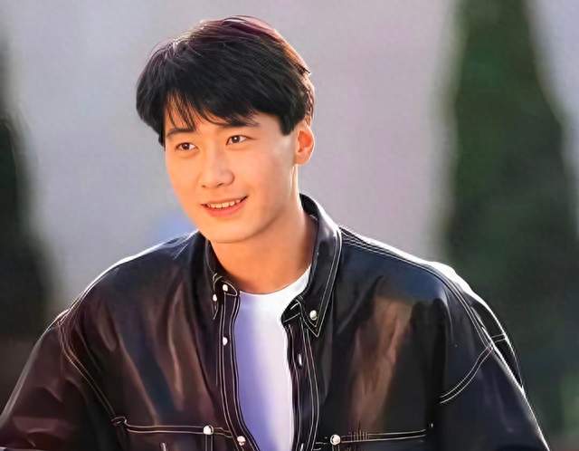 再听黎明《今夜你会不会来》：一句追问，唱尽一代人爱情里的忐忑