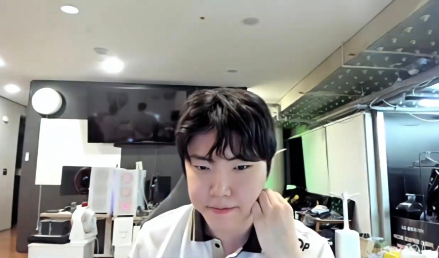 脸颊肉🤏 