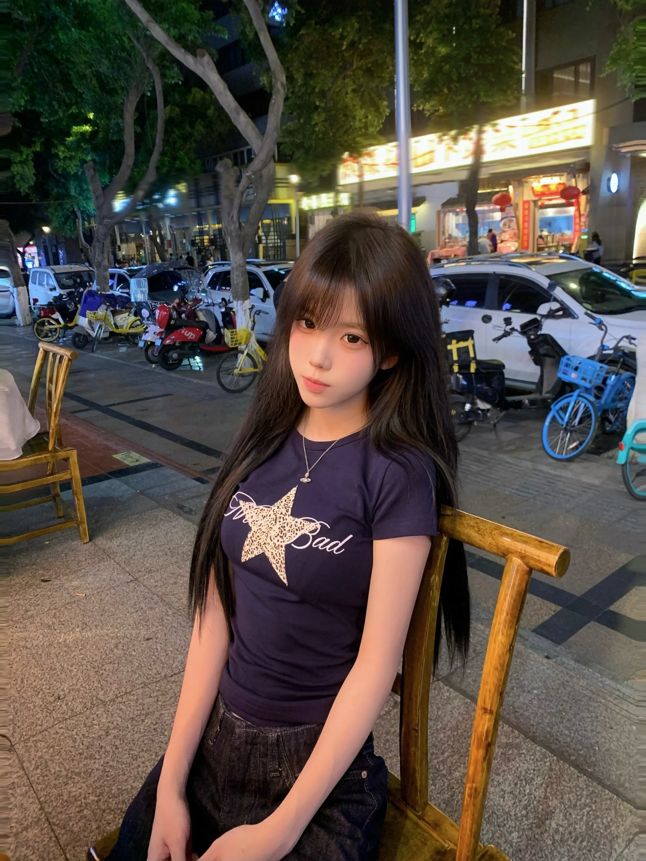 对不起没能及时安慰你 主要是你抄的段子太多了我不知道哪条是你的原创心情