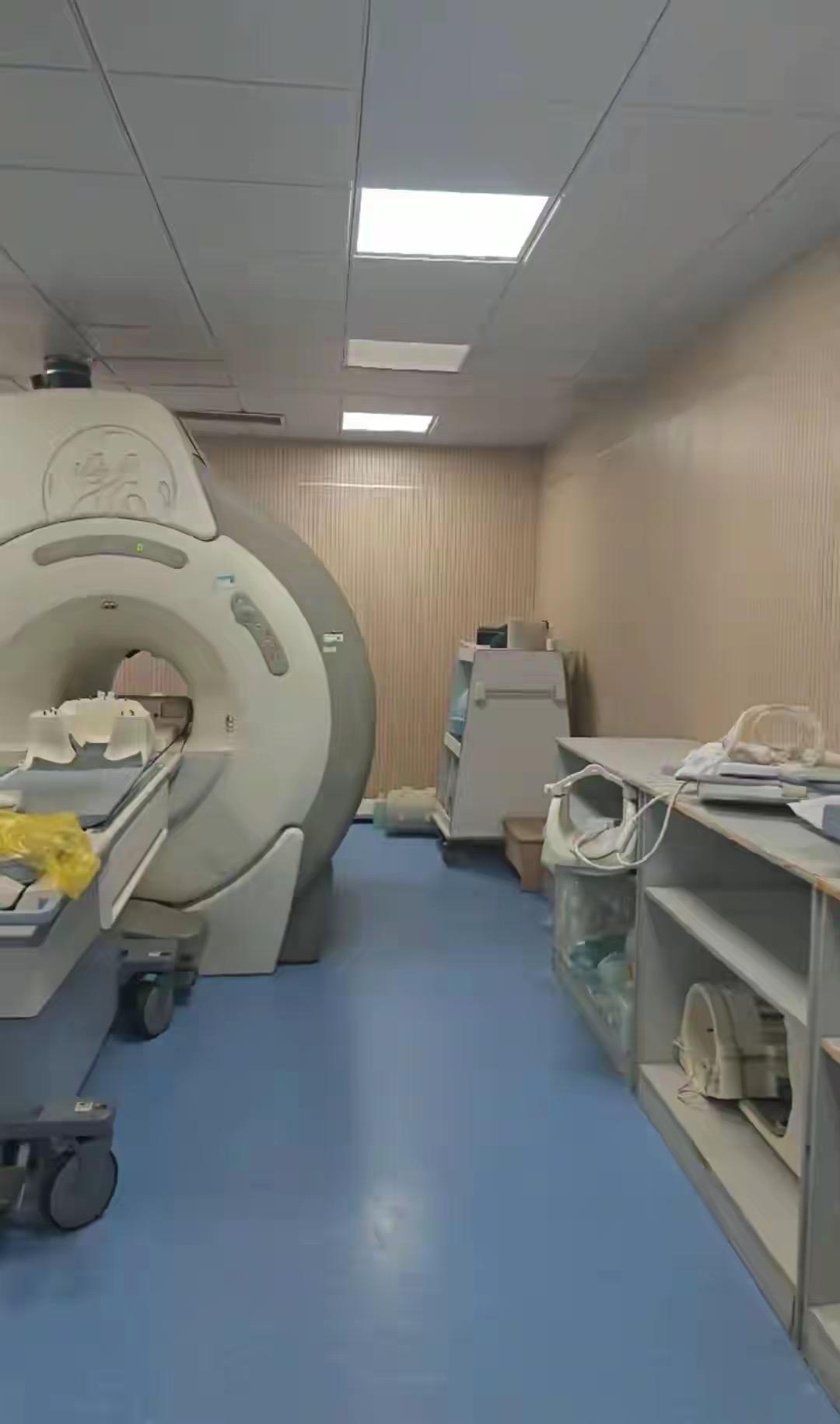 武汉同济医院把病人忘在核磁共振机里足足被困6小时，这个事有多离谱，我们来看看规定