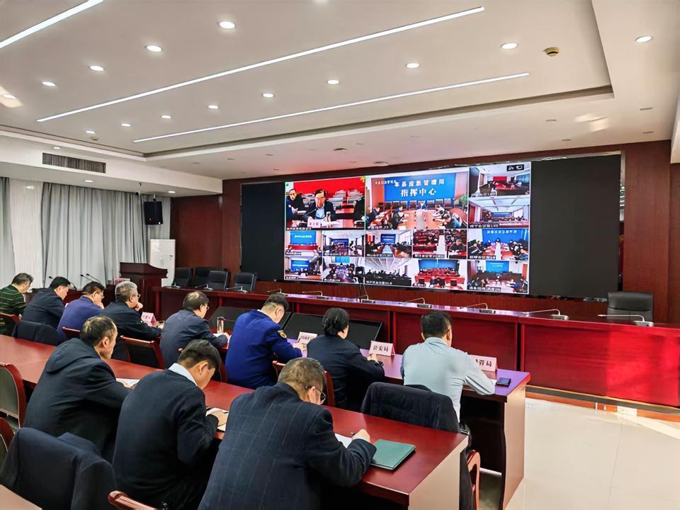 12月8日，市安委办组织召开高层建筑重大火灾风险隐患排查整治行动部署推进会，市安