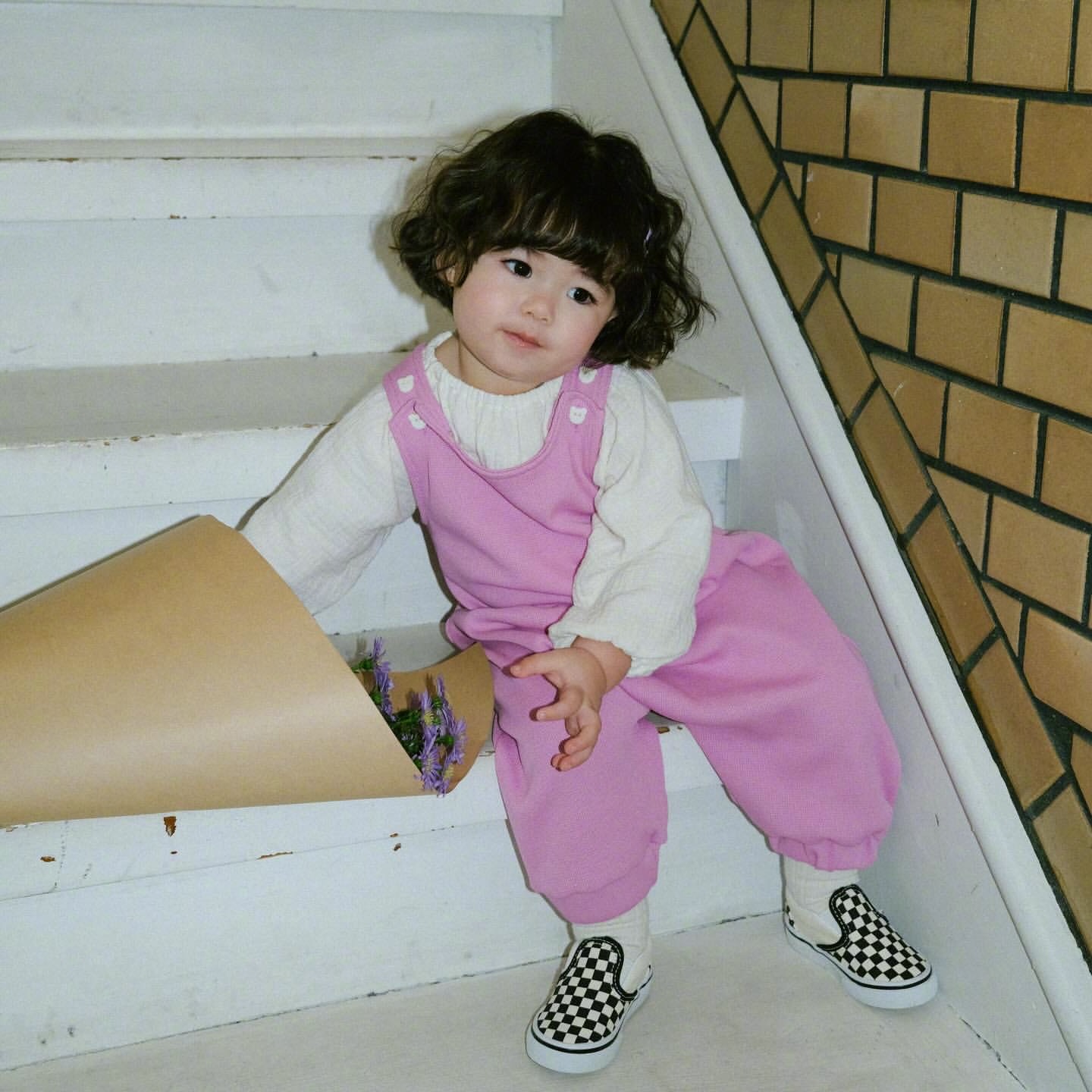 一岁多的混血宝宝Maia和四岁的姐姐Aroha开始接广告了！妈妈韩国人，爸爸新西