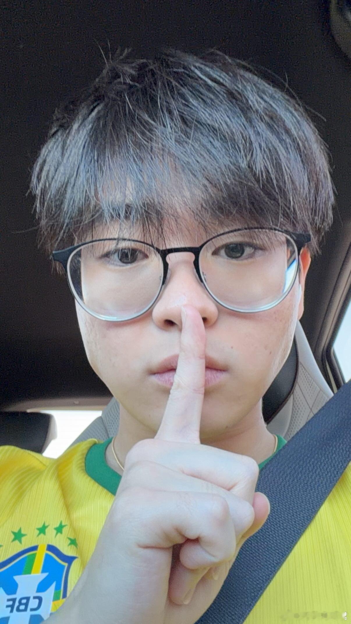 Sato更新一张自拍🤫vct选手日常无畏契约电竞