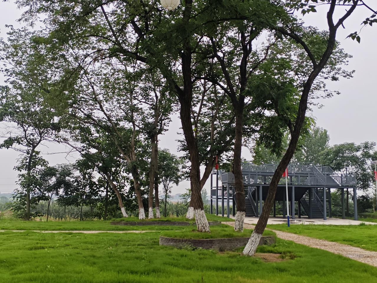 先给核心结论：单一考古材料，原则上不能直接推翻一整套自洽、多重互证的传世文献体系