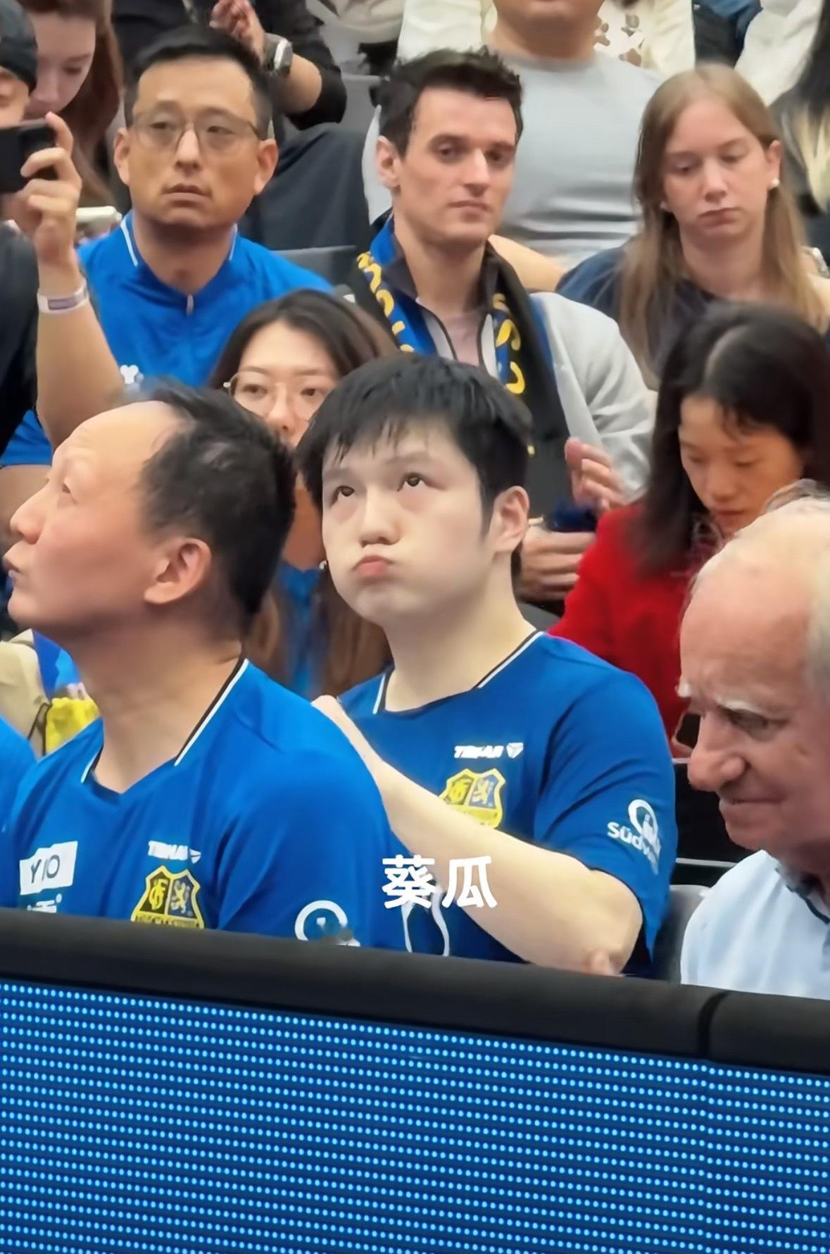 到底几岁咯怎么这么可爱啊🥺🥺🥺​​​