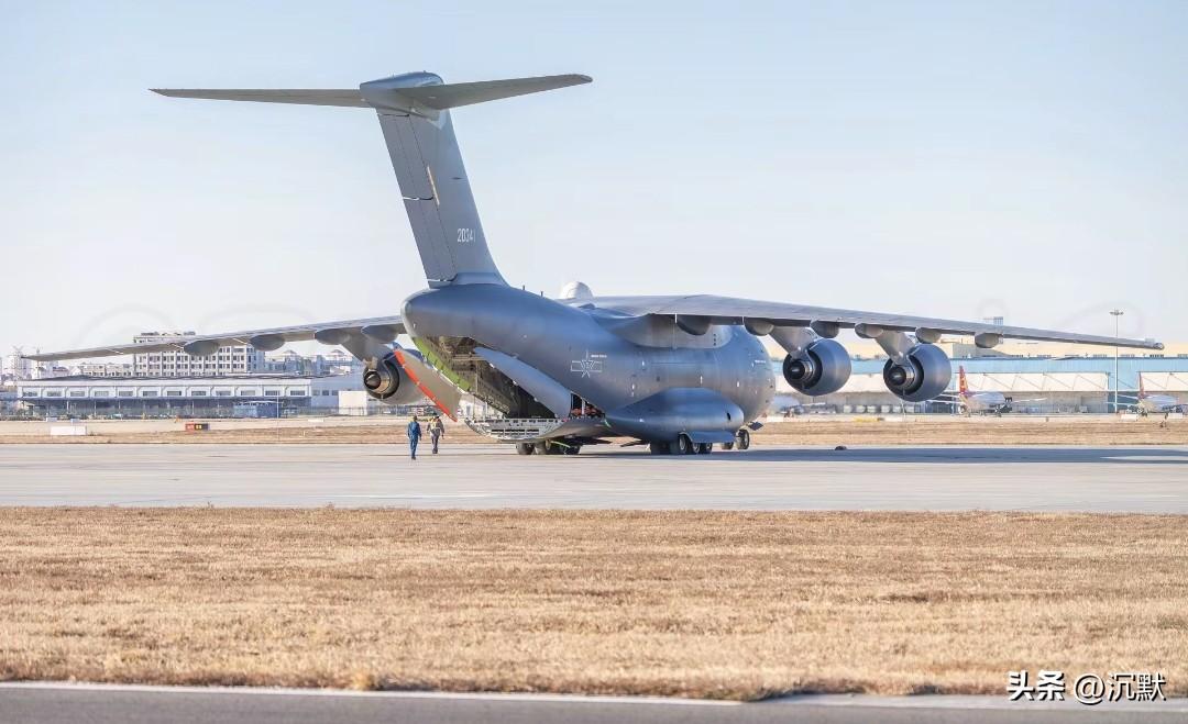 【今日好图分享——运20B战略运输机！】换装国产新型大涵道比发动机的运20，不仅