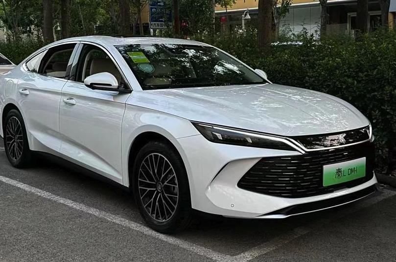 实测跑了1977Km，油耗仅为3.37L，比亚迪秦L下半年会有怎样的表现？


