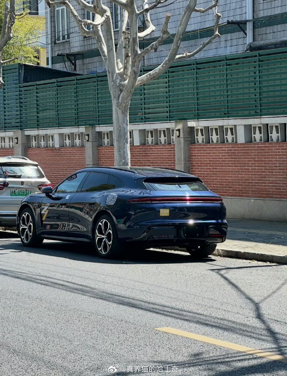 尚界Z7T实车好看吗？我感觉挺好看，除了轮毂 