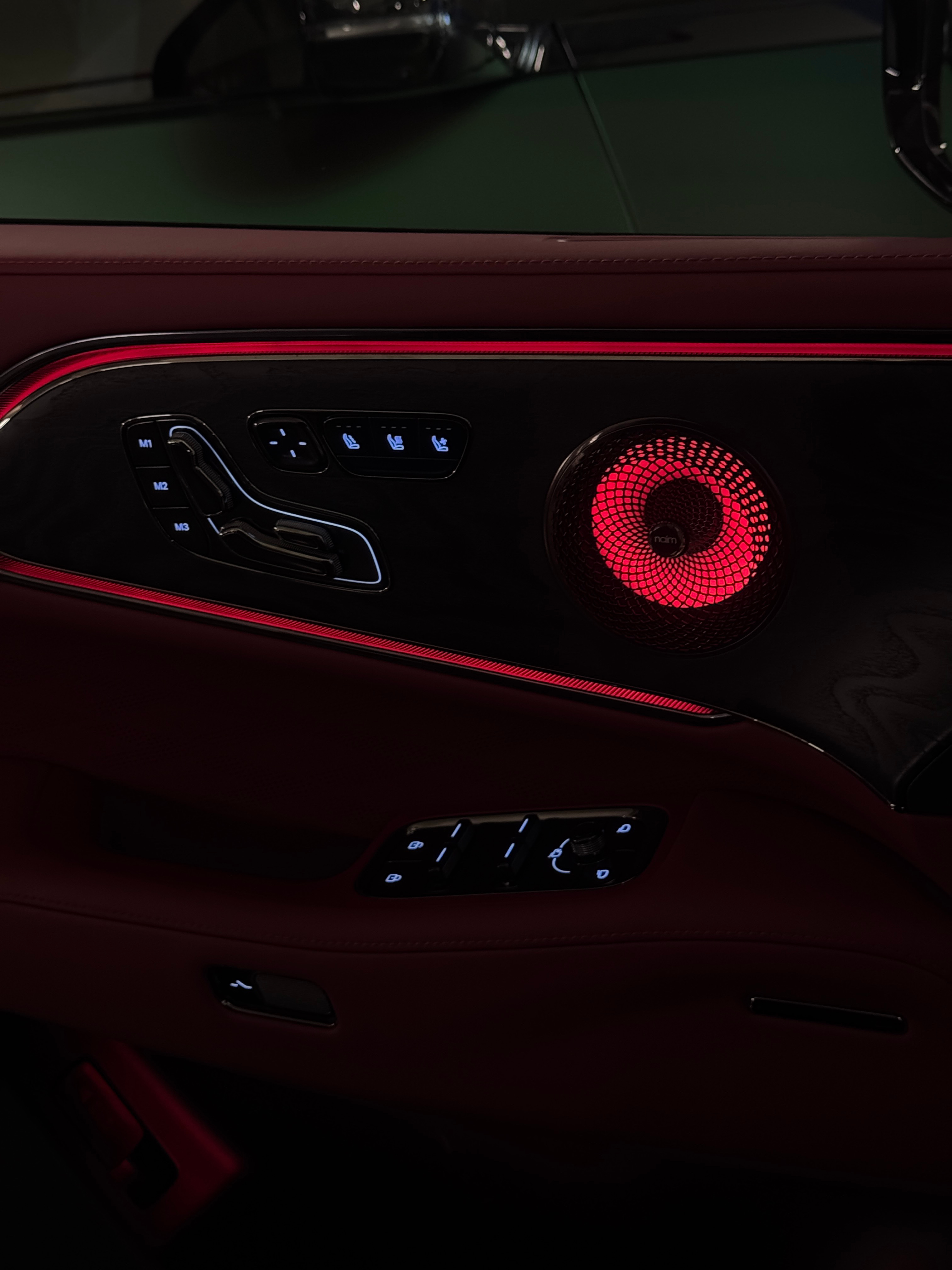 运动型极氪8X