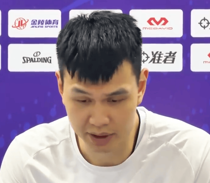 长沙勇胜主帅许钟豪：外援到中国不要这么嚣张，你不是大爷