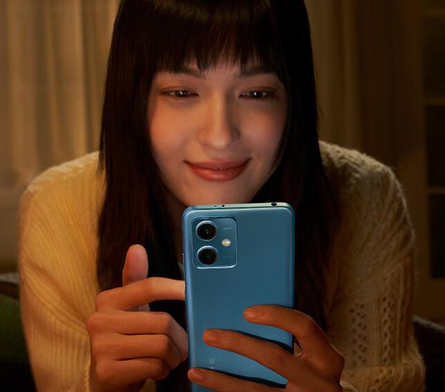 从性价比到旗舰体验：消费者如何把握手机购买的「平衡法则」？
很多消费者单纯的还认