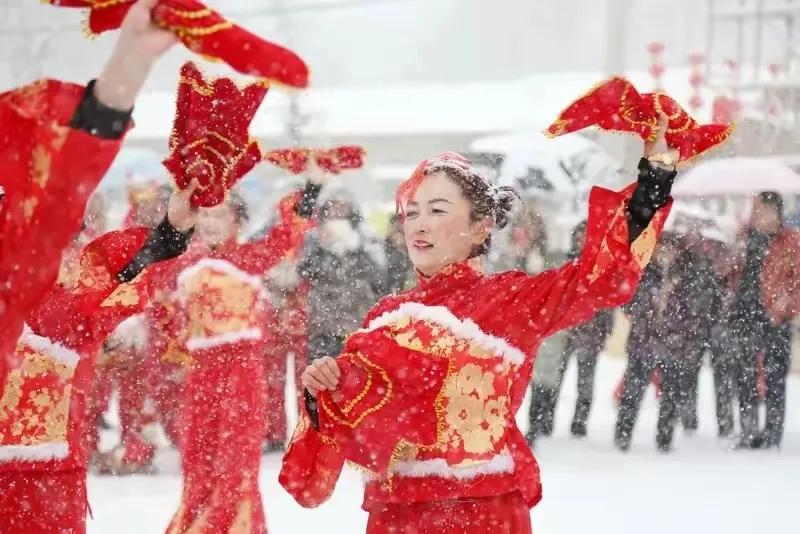 形式主义应避除，地方特色的事情可保护和长足发展！！
[祈祷][祈祷]