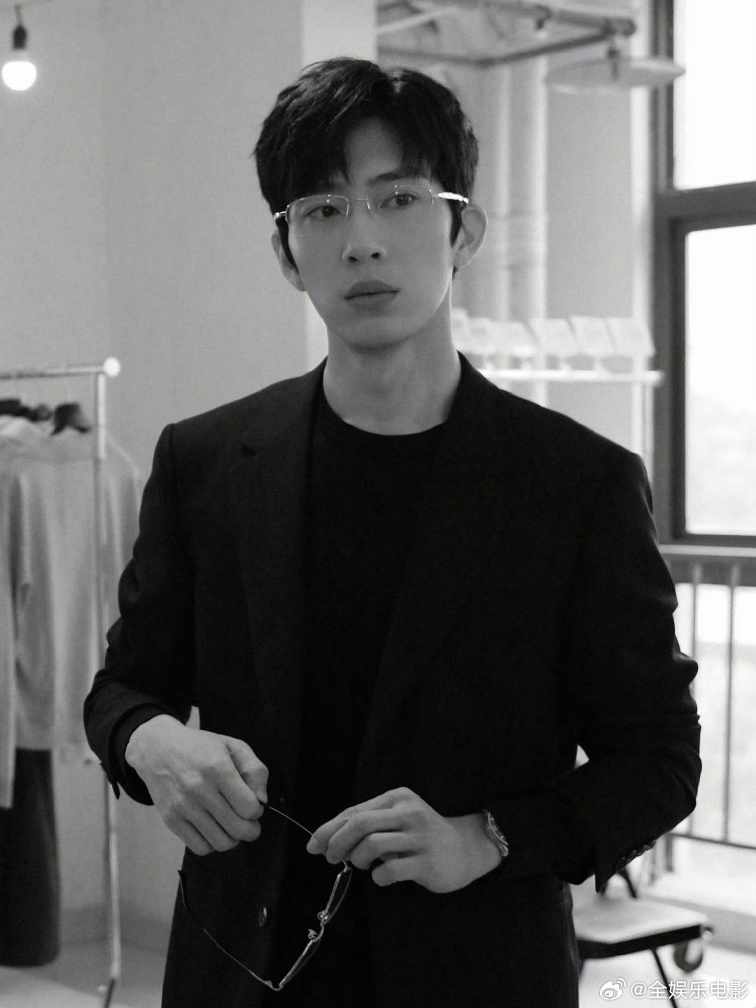 井柏然高光戏被删了 井柏然回复网友关于新剧《钢铁森林》，说“可惜有一些江寒声高光
