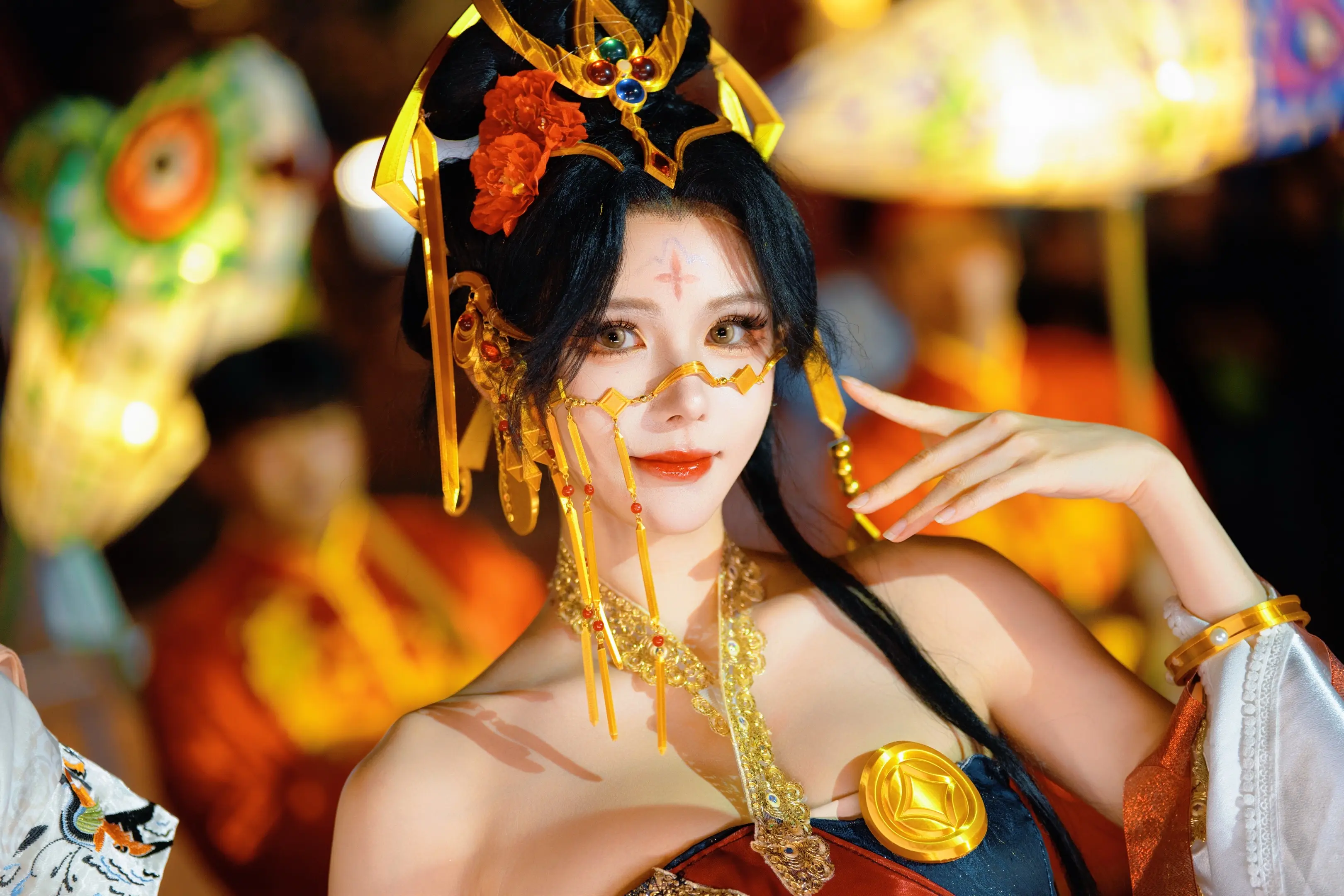 说是过程不重要，可错过过程就错失了很多风景啊（五一夜晚巡游，在灯火映衬...