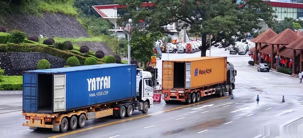 油价或重返7元时代我国有三分之二多的原油依靠海外进口。高度依赖出口的情况下，三连