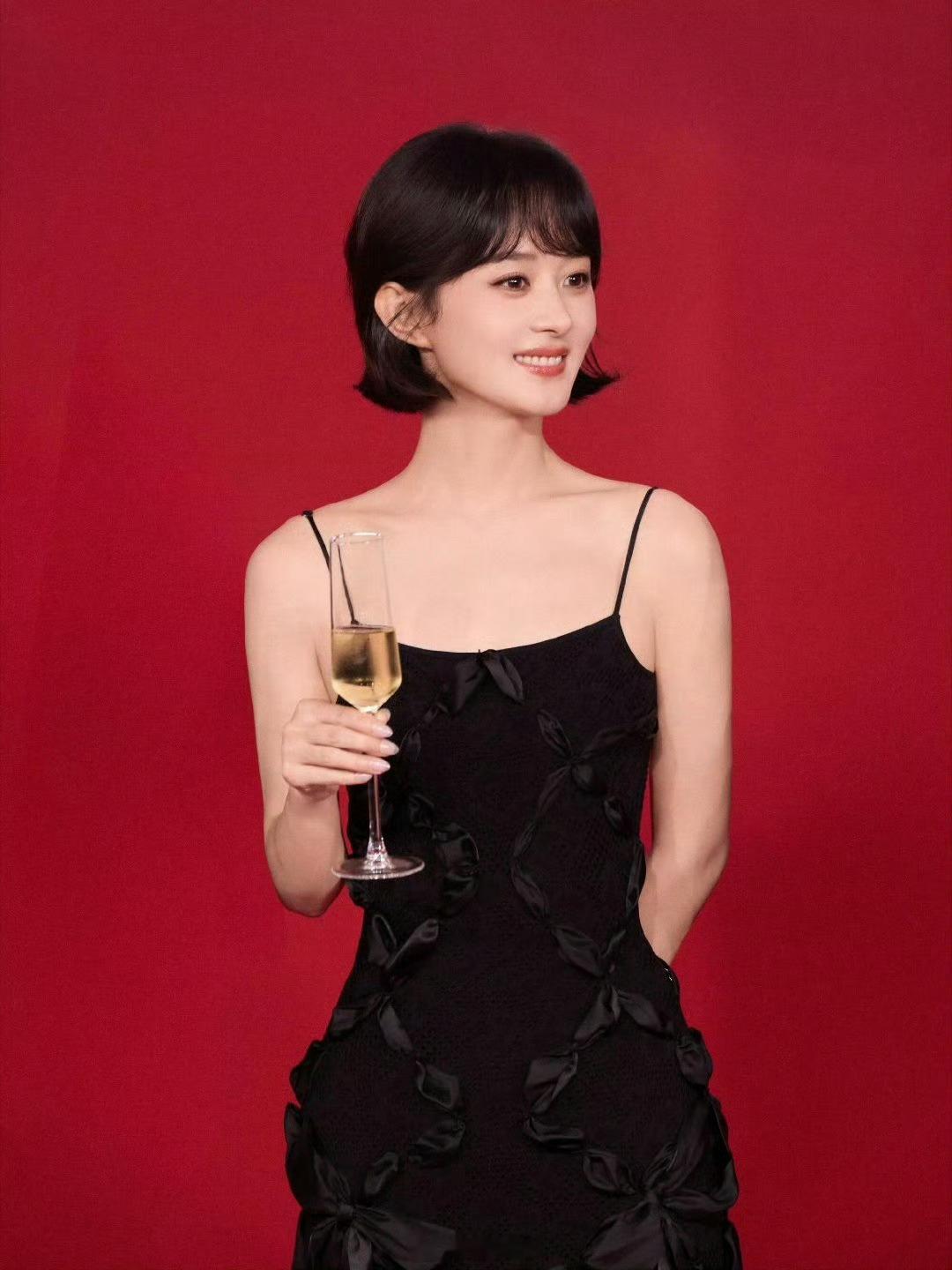 赵丽颖赵丽颖沈璃 zly赵丽颖李红樱 赵丽颖女士永远是我炽热青春里最动听的乐章
