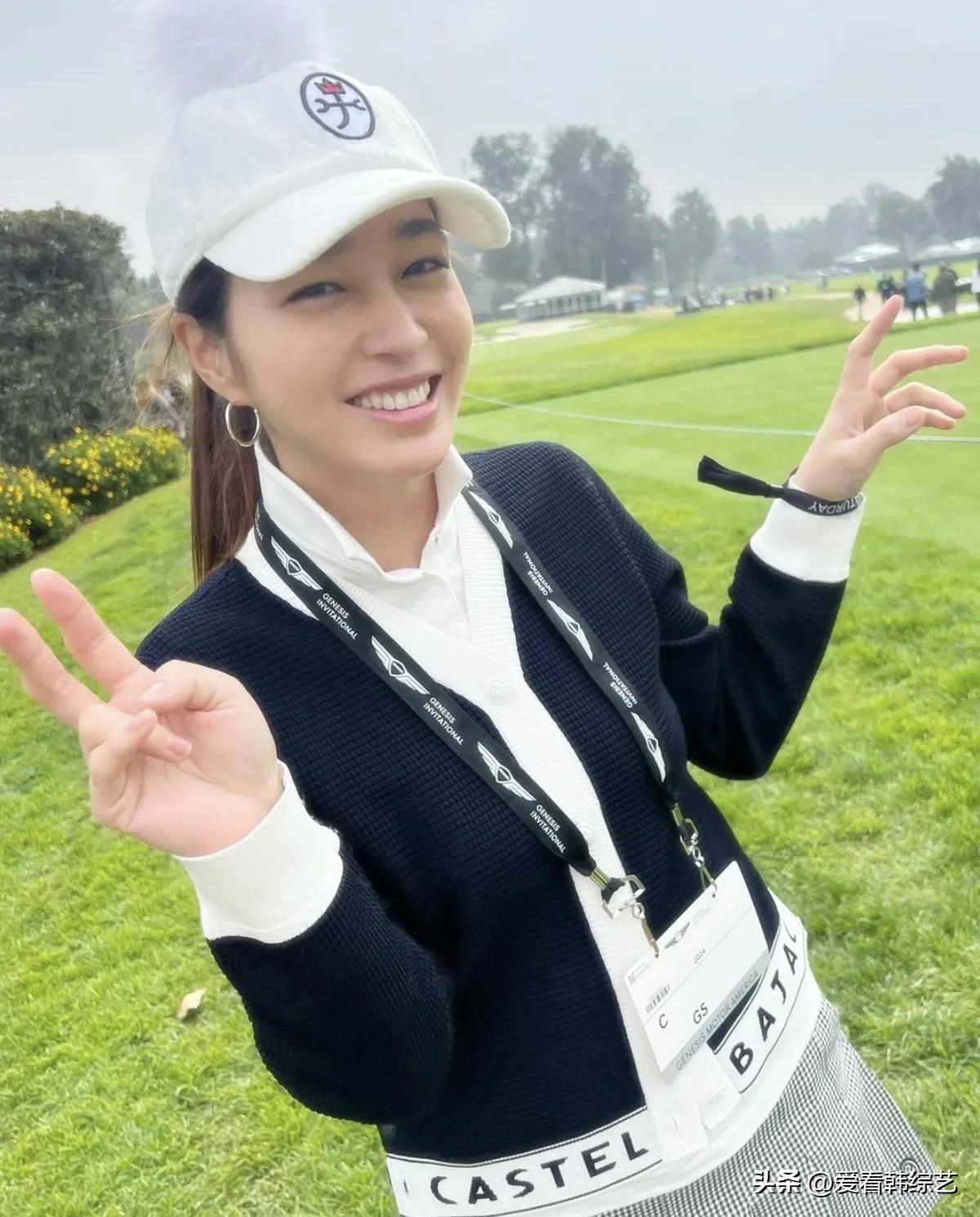 2月，演员李秉宪的妻子李敏贞在自己的Instagram上上传了多张照片。公开的照