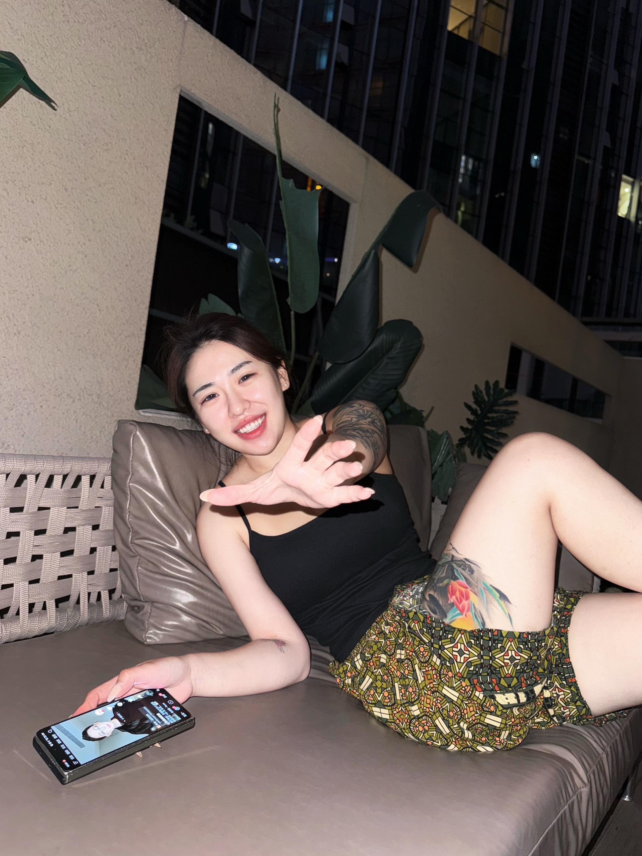 跟好朋友在一起的日子 每一天都鲜活。