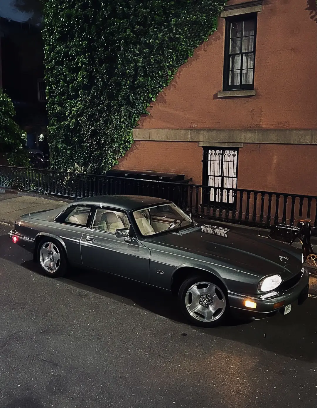 Jaguar XJS，90年代的汽车美学。