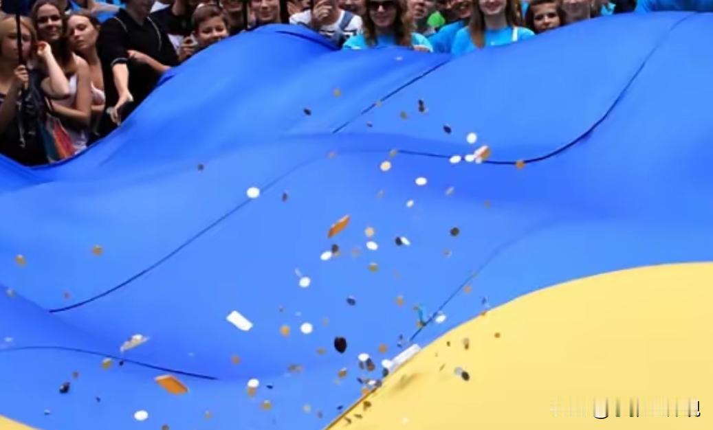 一位乌克兰华人表示，如果不是当初乌克兰把航母、武器装备卖给中国并提供技术，那么中